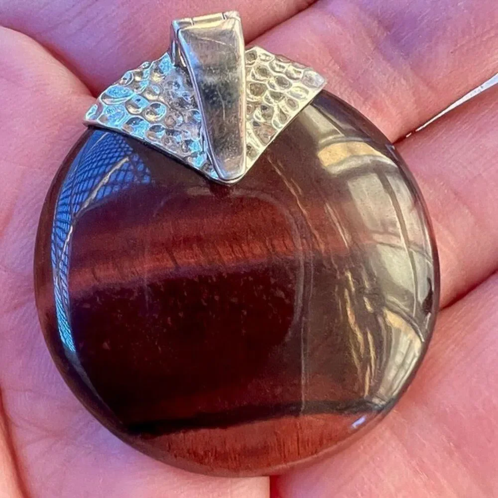 Vintage Whitney Kelly Large Red Tiger Eye & Sterling Pendant Necklace